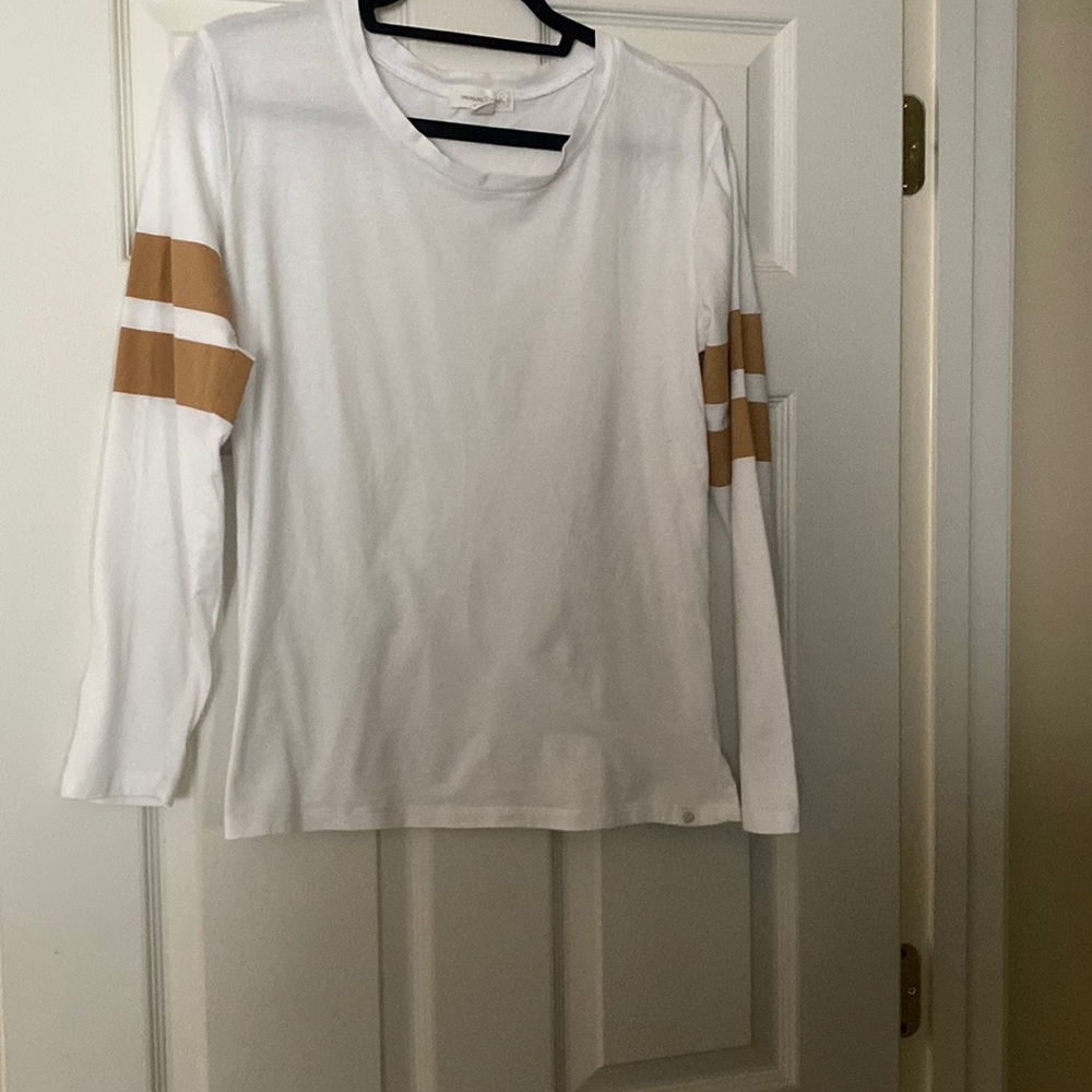 Long sleeve T-shirt, size medium
